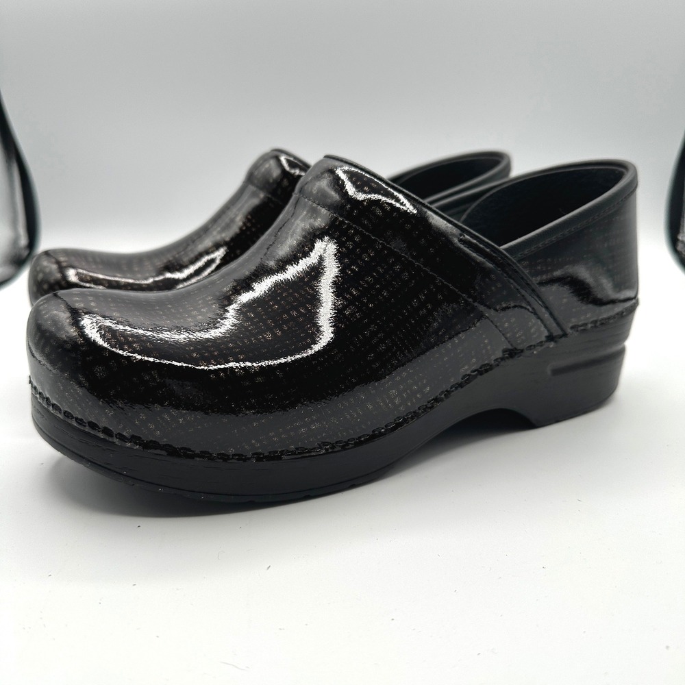 Dansko Professional Clogs EU 40W US 9.5-10 Patent Leather Work Nursing Comfort - Picture 3 of 11